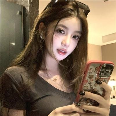 女孩梦三十