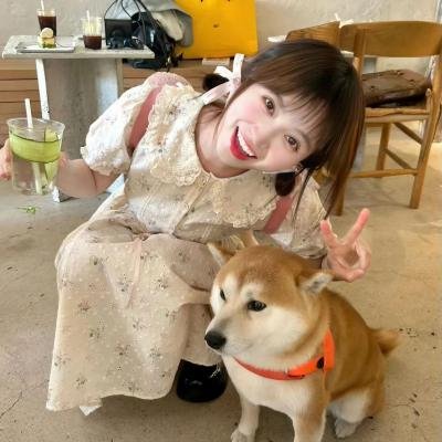 比基尼月亮